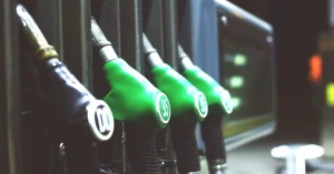 Benzin ve Motorinde Şaşırtan İndirim! Güncel Fiyatlar İstanbul, Ankara, İzmir'de